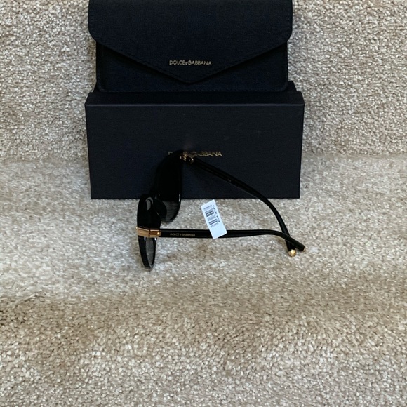 Dolce & Gabbana 6117 Sunglasses NEW WITH TAGS!!! - Picture 2 of 3